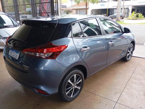 TOYOTA Yaris Hatch 1.5 16V 4P FLEX XLS CONNECT MULTIDRIVE AUTOMÁTICO CVT, Foto 2 TOYOTA Yaris Hatch 1.5 16V 4P FLEX XLS CONNECT MULTIDRIVE AUTOMÁTICO CVT, Foto 2