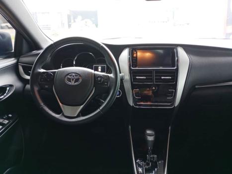 TOYOTA Yaris Hatch 1.5 16V 4P FLEX XLS CONNECT MULTIDRIVE AUTOMÁTICO CVT, Foto 5 TOYOTA Yaris Hatch 1.5 16V 4P FLEX XLS CONNECT MULTIDRIVE AUTOMÁTICO CVT, Foto 5