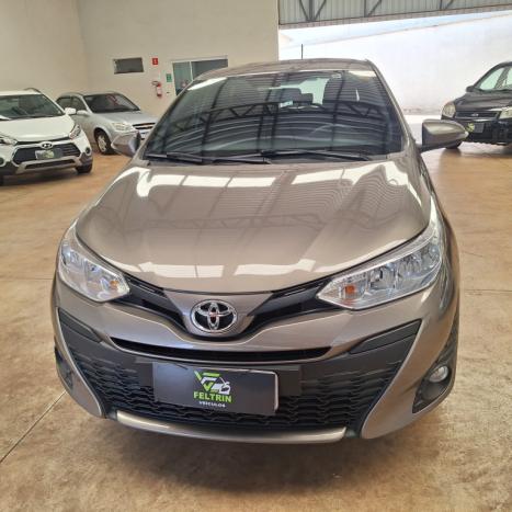 TOYOTA Yaris Hatch 1.3 16V 4P FLEX XL MULTIDRIVE AUTOMTICO CVT, Foto 1