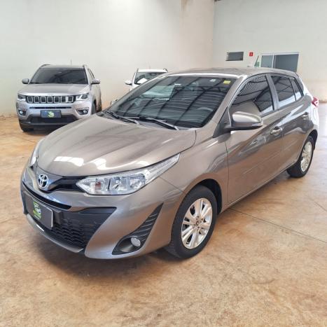 TOYOTA Yaris Hatch 1.3 16V 4P FLEX XL MULTIDRIVE AUTOMTICO CVT, Foto 2