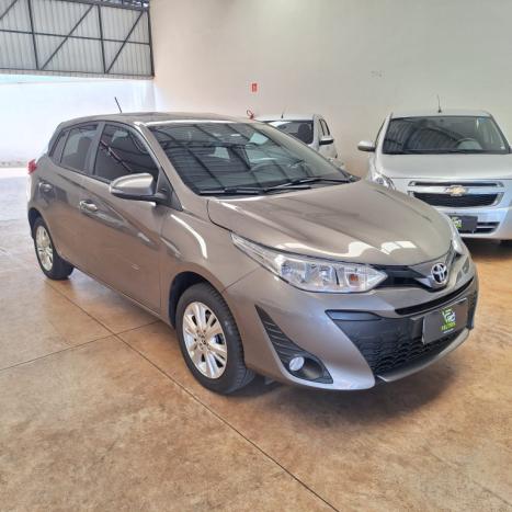 TOYOTA Yaris Hatch 1.3 16V 4P FLEX XL MULTIDRIVE AUTOMTICO CVT, Foto 3