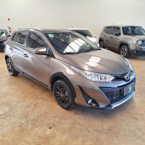 TOYOTA Yaris Hatch 1.5 16V 4P FLEX X WAY CONNECT MULTIDRIVE AUTOM�TICO CVT, Foto 2