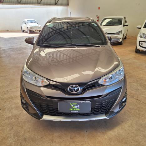 TOYOTA Yaris Hatch 1.5 16V 4P FLEX X WAY CONNECT MULTIDRIVE AUTOM�TICO CVT, Foto 3