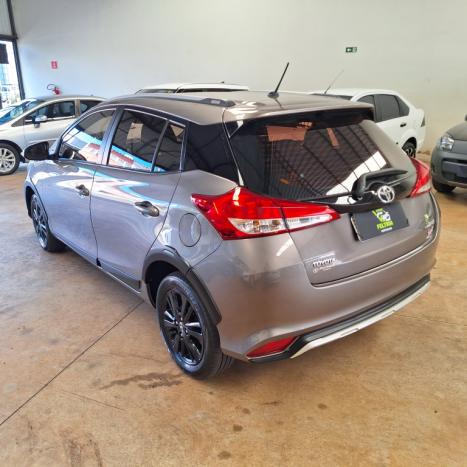 TOYOTA Yaris Hatch 1.5 16V 4P FLEX X WAY CONNECT MULTIDRIVE AUTOM�TICO CVT, Foto 4