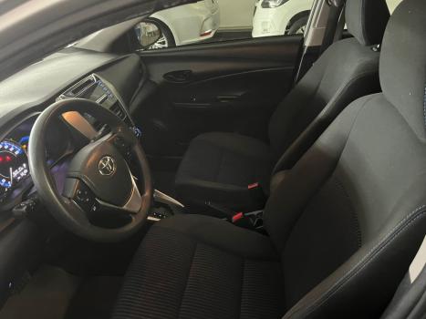 TOYOTA Yaris Hatch 1.5 16V 4P FLEX S MULTDRIVE AUTOM�TICO, Foto 9