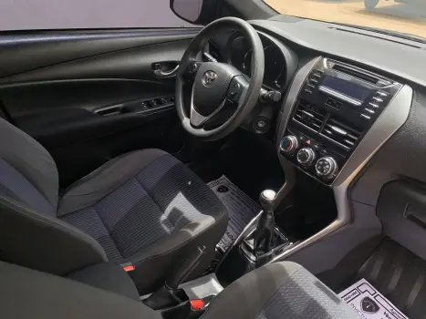 TOYOTA Yaris Hatch 1.3 16V 4P FLEX XL, Foto 16