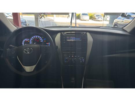 TOYOTA Yaris Hatch 1.5 16V 4P FLEX S MULTDRIVE AUTOM�TICO, Foto 8