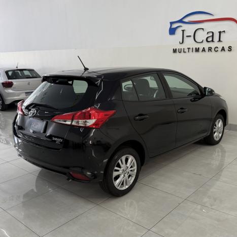 TOYOTA Yaris Hatch 1.5 16V 4P FLEX XL MULTIDRIVE AUTOM�TICO CVT, Foto 6