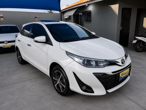 TOYOTA Yaris Hatch 1.5 16V 4P FLEX XLS MULTIDRIVE AUTOM�TICO CVT, Foto 2