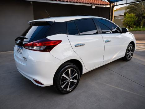 TOYOTA Yaris Hatch 1.5 16V 4P FLEX XLS MULTIDRIVE AUTOM�TICO CVT, Foto 8