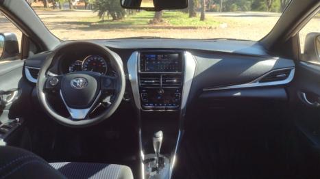 TOYOTA Yaris Hatch 1.3 16V 4P FLEX XL PLUS TECH MULTIDRIVE AUTOM�TICO CVT, Foto 2