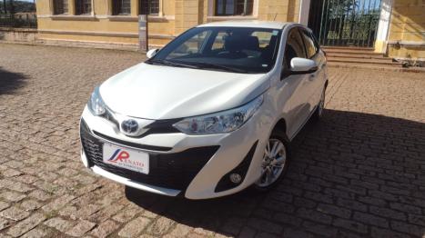 TOYOTA Yaris Hatch 1.3 16V 4P FLEX XL PLUS TECH MULTIDRIVE AUTOM�TICO CVT, Foto 9