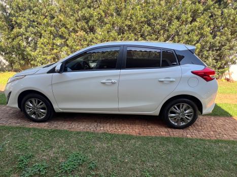 TOYOTA Yaris Hatch 1.3 16V 4P FLEX XL PLUS TECH MULTIDRIVE AUTOM�TICO CVT, Foto 5
