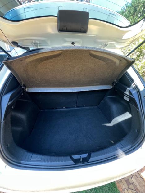 TOYOTA Yaris Hatch 1.3 16V 4P FLEX XL PLUS TECH MULTIDRIVE AUTOM�TICO CVT, Foto 6