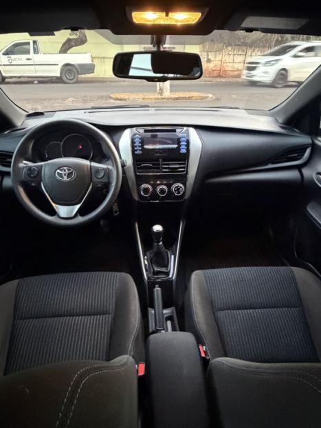 TOYOTA Yaris Hatch 1.3 16V 4P FLEX XL, Foto 5