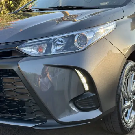 TOYOTA Yaris Sedan 1.5 16V 4P FLEX XS MULTIDRIVE AUTOMTICO CVT, Foto 16