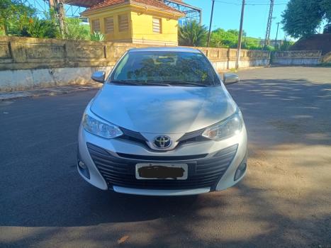 TOYOTA Yaris Sedan 1.5 16V 4P FLEX XL MULTIDRIVE AUTOM�TICO CVT, Foto 2