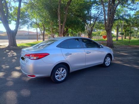 TOYOTA Yaris Sedan 1.5 16V 4P FLEX XL MULTIDRIVE AUTOM�TICO CVT, Foto 4