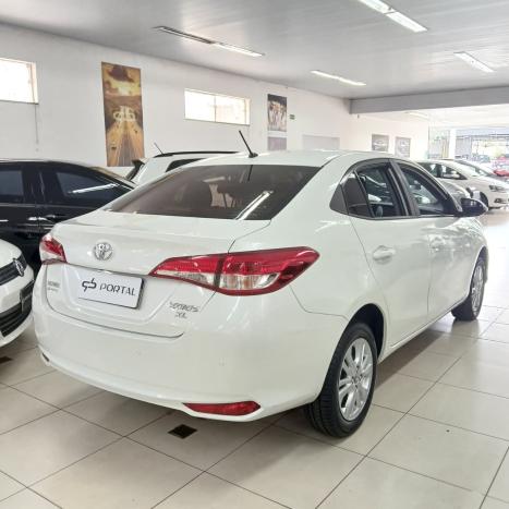 TOYOTA Yaris Sedan 1.5 16V 4P FLEX XL, Foto 4