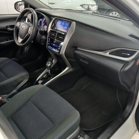 TOYOTA Yaris Sedan 1.5 16V 4P FLEX XL, Foto 5