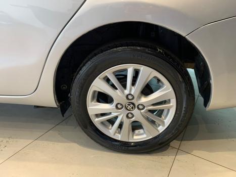 TOYOTA Yaris Sedan 1.5 16V 4P FLEX XL, Foto 8