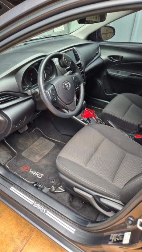 TOYOTA Yaris Sedan 1.5 16V 4P FLEX XL MULTIDRIVE AUTOMÁTICO CVT, Foto 7