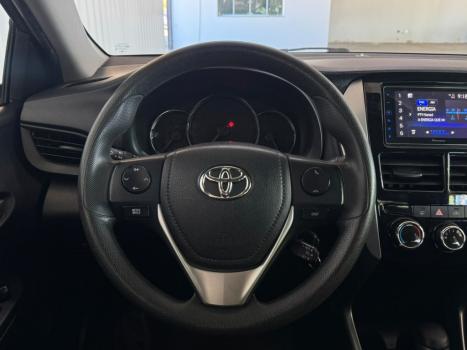 TOYOTA Yaris Sedan 1.5 16V 4P FLEX XL, Foto 9