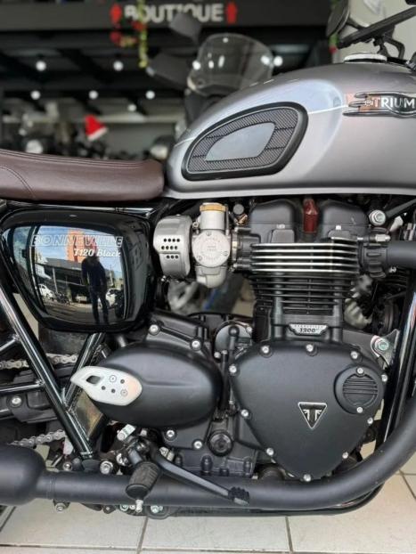 TRIUMPH Boneville T120 1200 , Foto 3