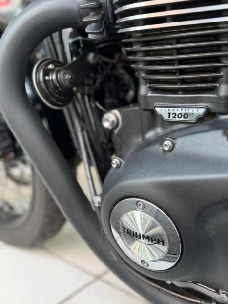 TRIUMPH Boneville T120 1200 , Foto 10