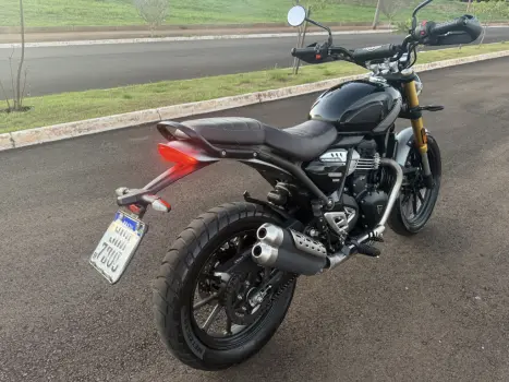 TRIUMPH Scrambler 400X , Foto 12
