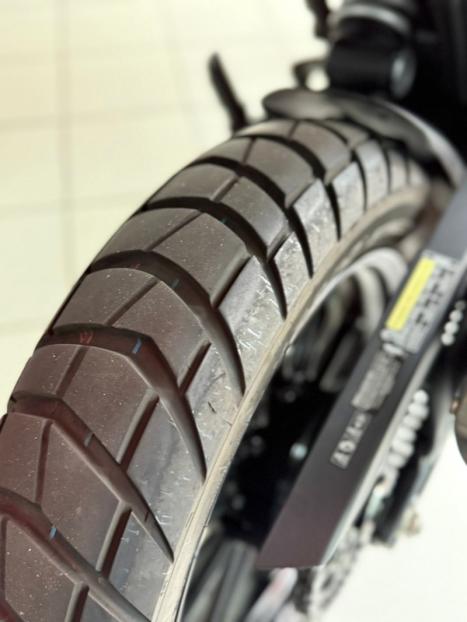 TRIUMPH Scrambler 400X , Foto 11