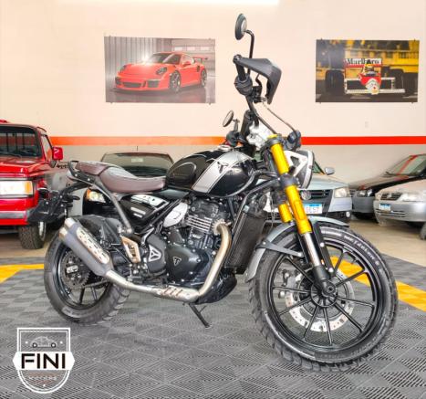 TRIUMPH Scrambler 400X , Foto 1