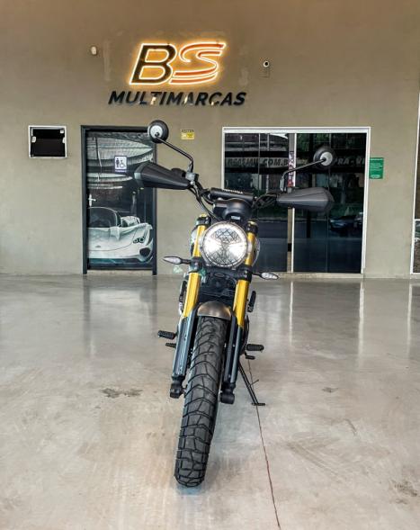 TRIUMPH Scrambler 400X , Foto 4