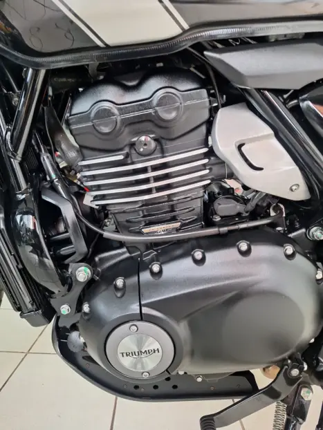 TRIUMPH Scrambler 400X , Foto 18