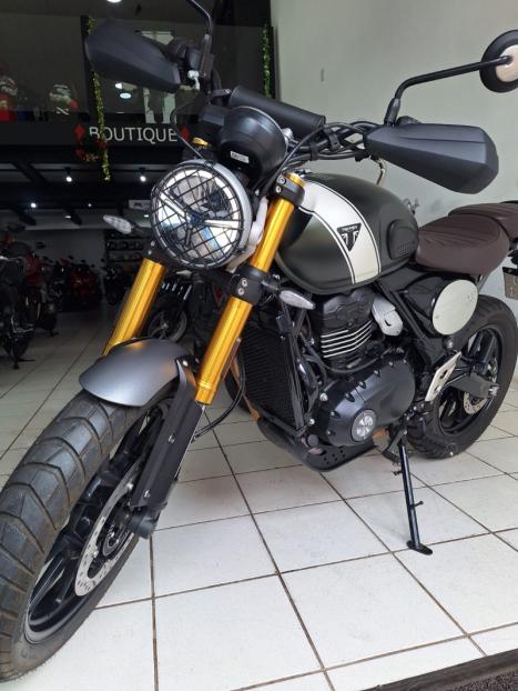TRIUMPH Scrambler 400X , Foto 3
