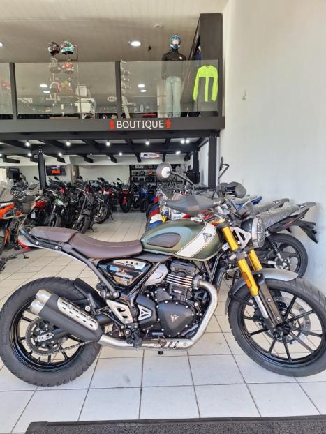 TRIUMPH Scrambler 400X , Foto 1
