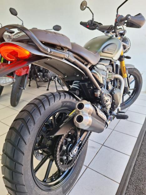 TRIUMPH Scrambler 400X , Foto 7
