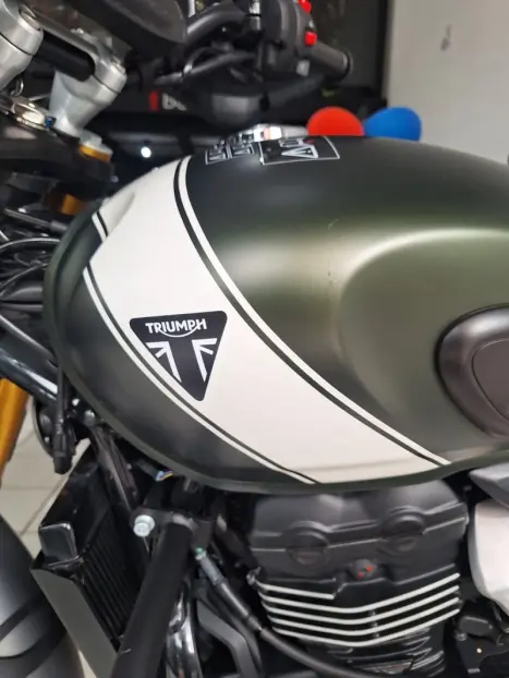 TRIUMPH Scrambler 400X , Foto 15