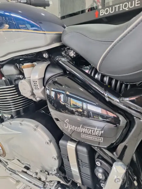 TRIUMPH Speed Twin 1200 , Foto 17
