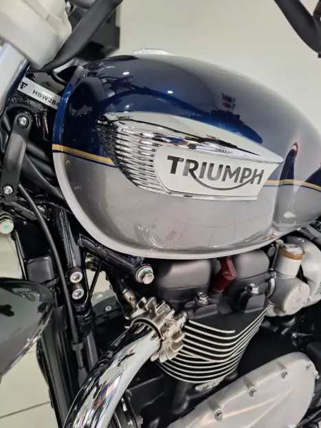 TRIUMPH Speed Twin 1200 , Foto 20