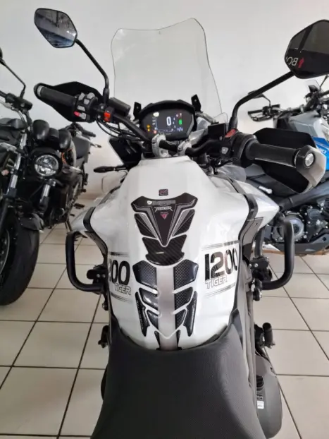 TRIUMPH Tiger 1200 XCX, Foto 21