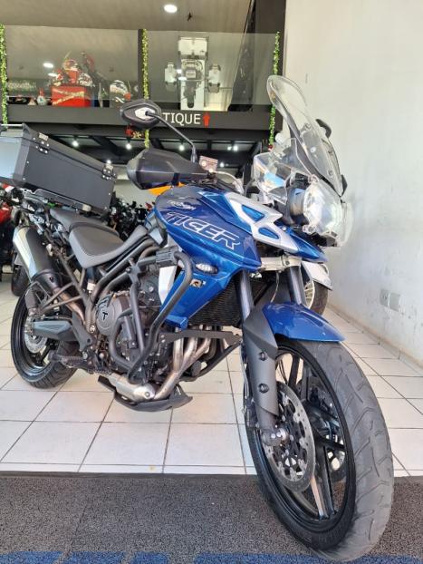 TRIUMPH Tiger 800 XRX, Foto 4