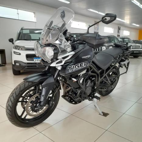 TRIUMPH Tiger 800 XRX, Foto 1