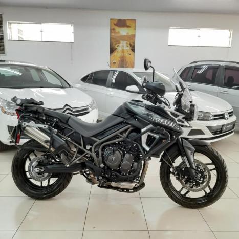 TRIUMPH Tiger 800 XRX, Foto 3