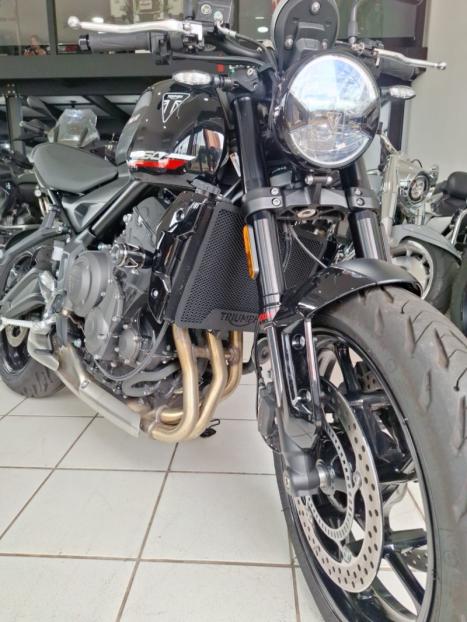 TRIUMPH Trident 660 , Foto 4