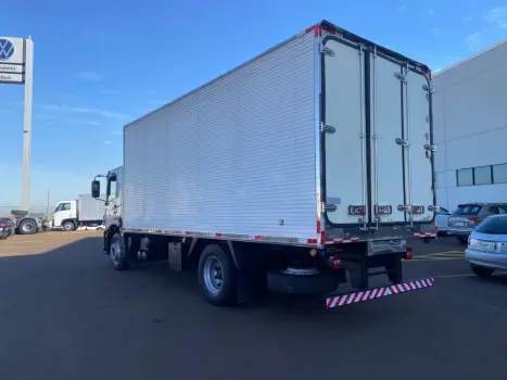 VOLKSWAGEN 15-190 , Foto 3