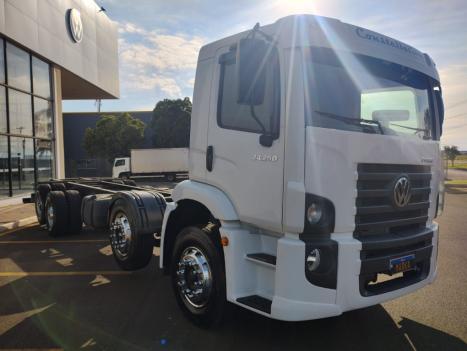 VOLKSWAGEN 24-250 BITRUCK 8X2, Foto 2