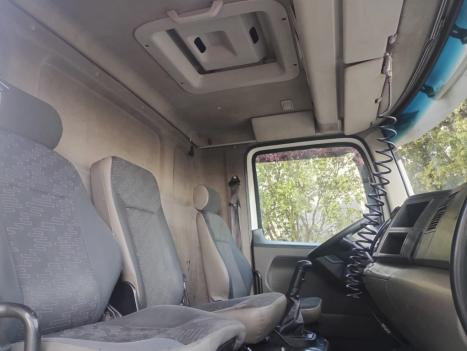 VOLKSWAGEN 24-280 CONSTELLATION 6x2, Foto 7
