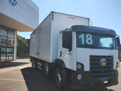 VOLKSWAGEN 24-280 SC , Foto 2