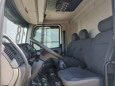 VOLKSWAGEN 24-280 SC , Foto 5